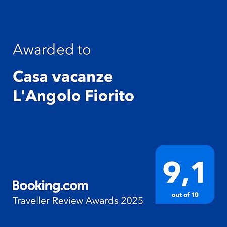 Casa Vacanze L'Angolo Fiorito Bettolle Dış mekan fotoğraf